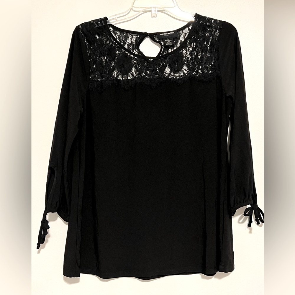 Women’s blouse